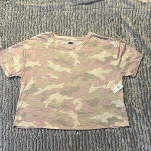 Old Navy Crop Camo T